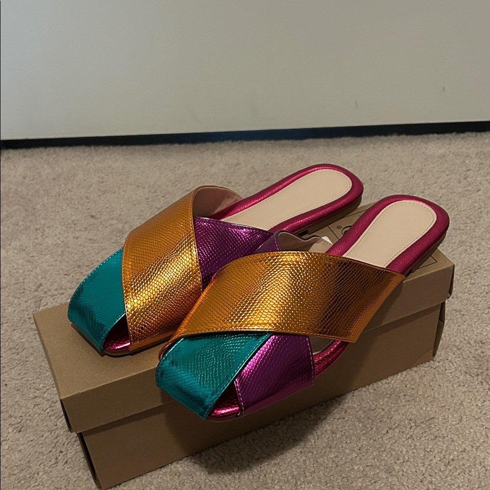 SHEIN Multicolor Metallic Mules